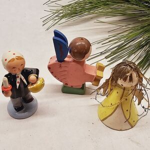 3 Vintage German Erzgebirge Carved Painted Wood Choir Angels Girl Figurines